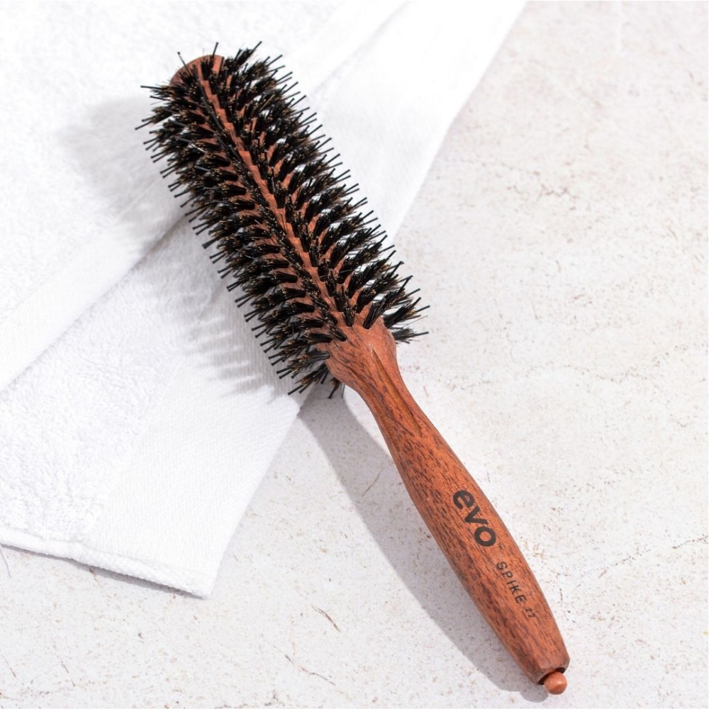 Evo Spike 22 Radial Brush
